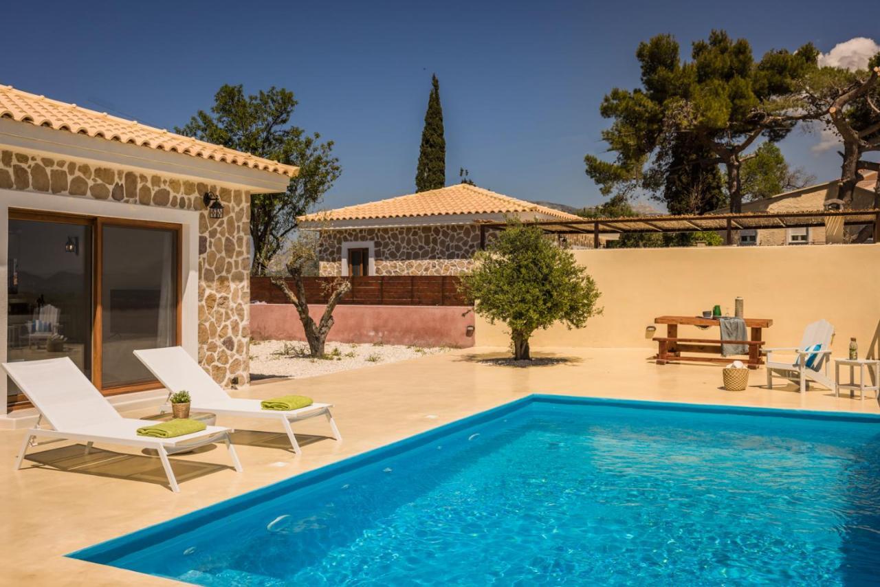 Akrolithos Villas Kouvalata Екстер'єр фото